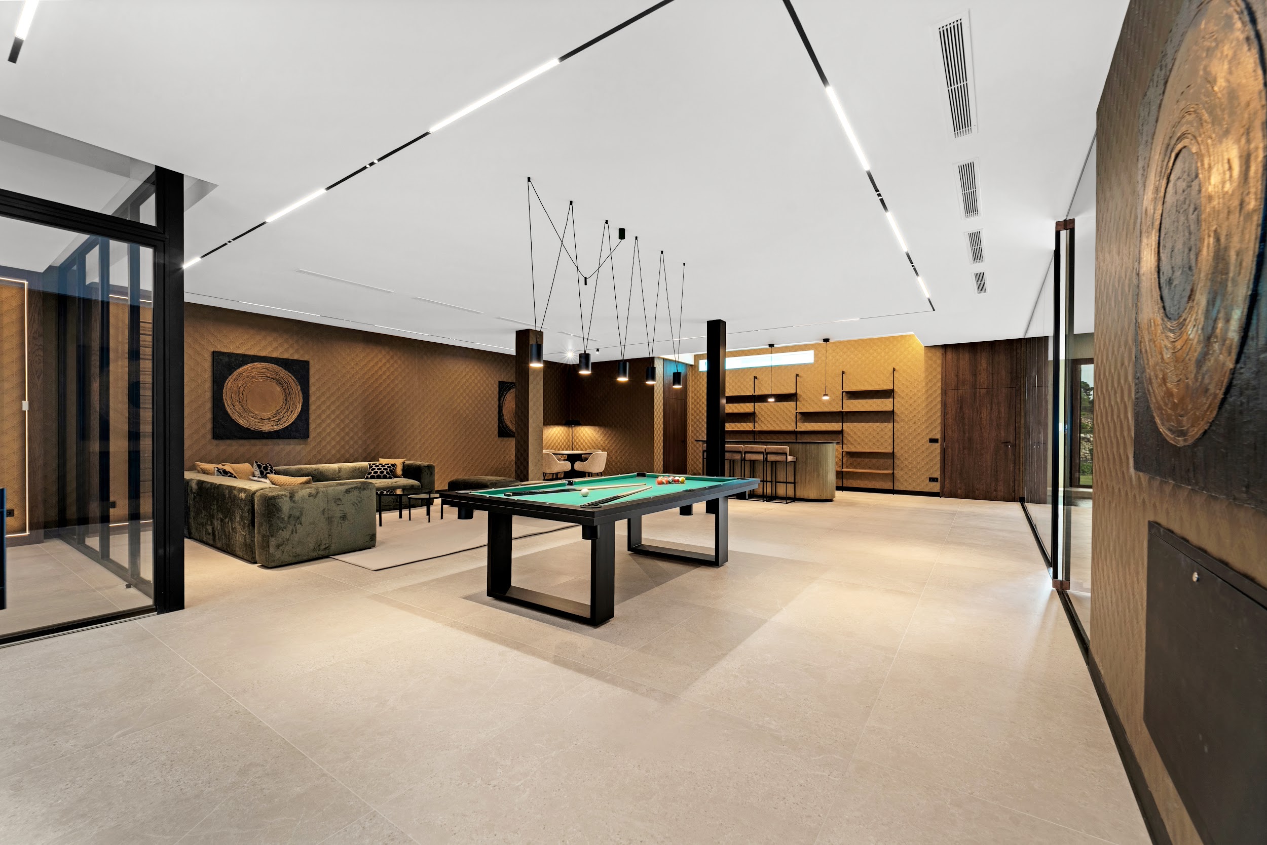 Sala billar y bar