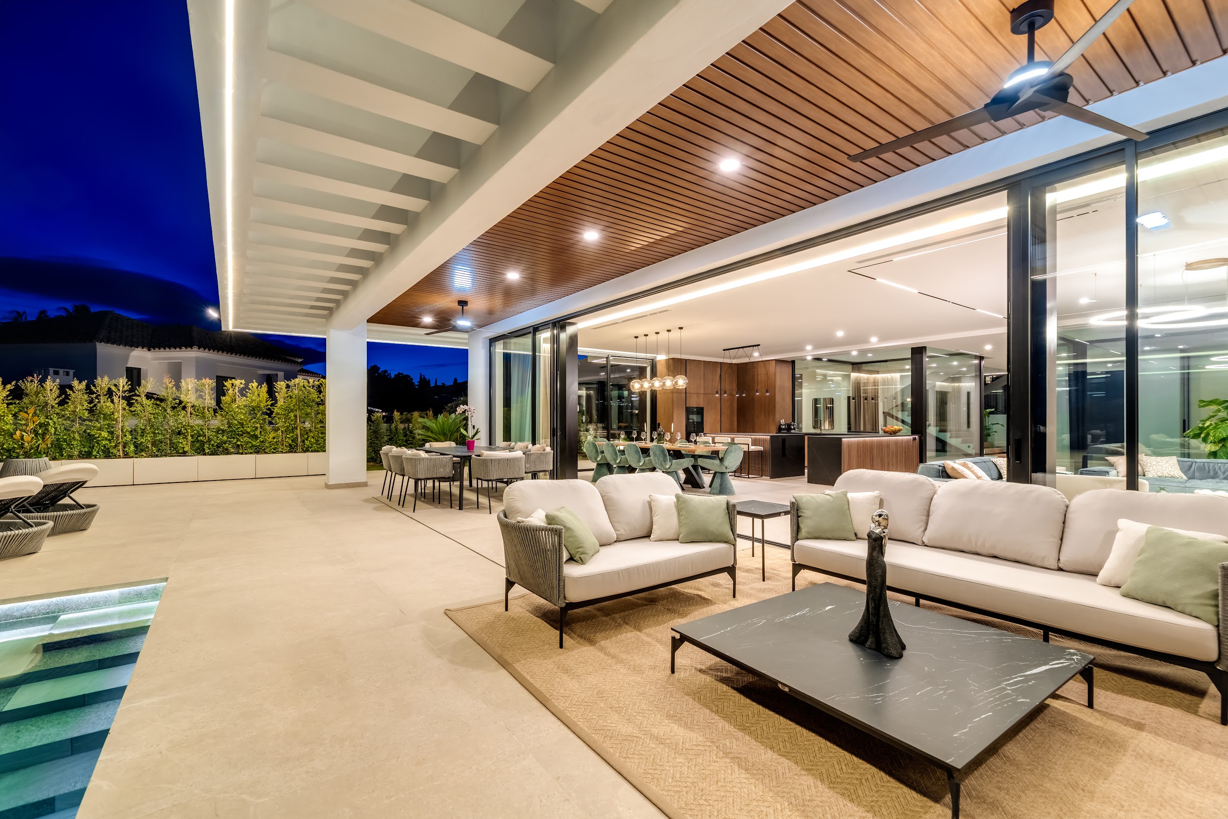 Terraza exterior noche