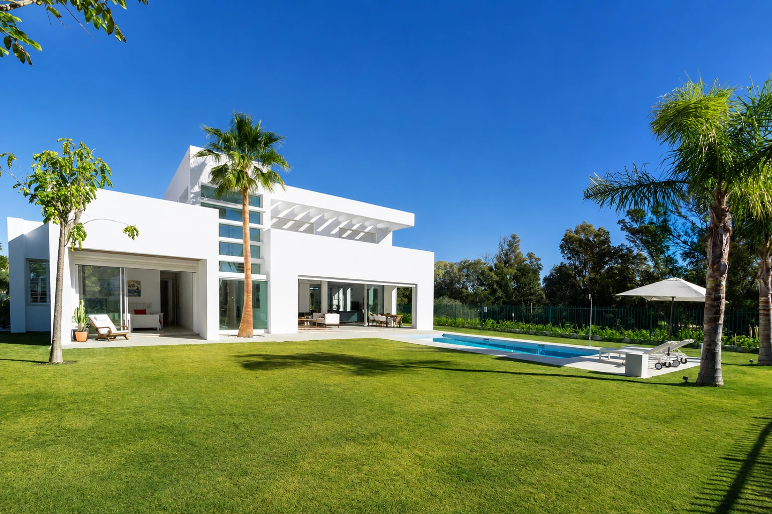 Villa Guadalmina Marbella Exterior Lateral Jardin