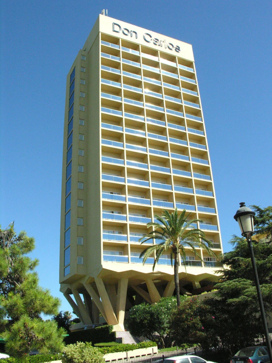 Torre del Hotel Don Carlos, Marbella