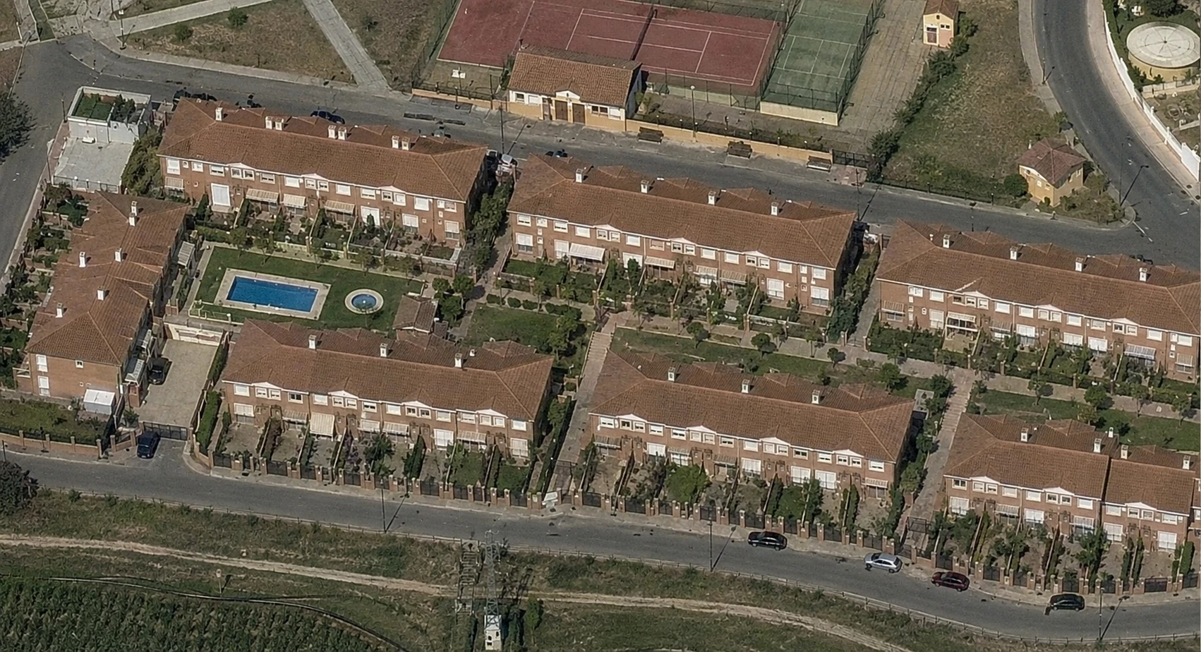 Adosadas Torre del Mar — Vista lateral del conjunto